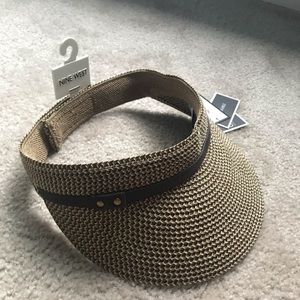 Nine West small sun hat
